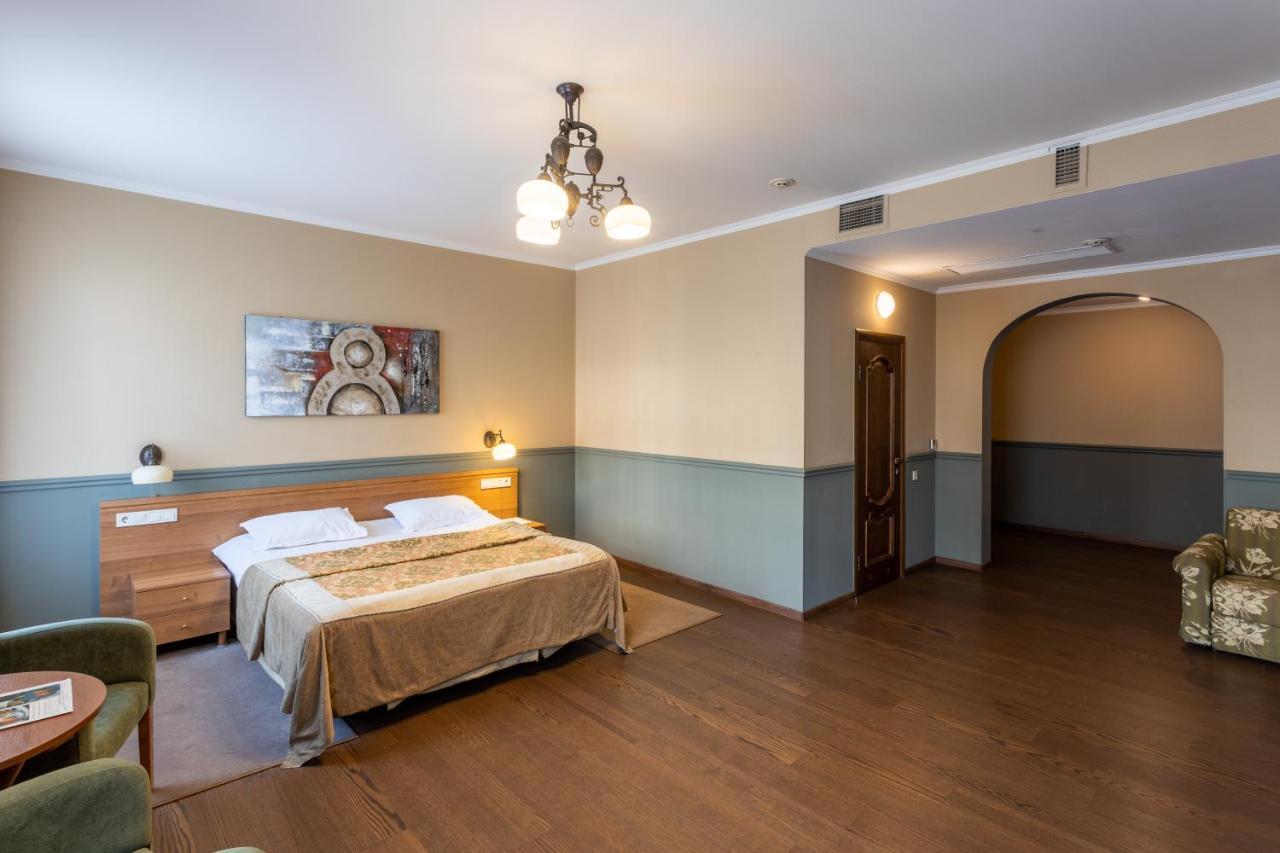 Frapolli Hotel On Deribasivska Street Odessa Eksteriør bilde