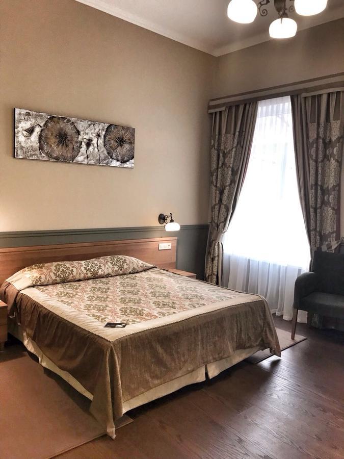 Frapolli Hotel On Deribasivska Street Odessa Eksteriør bilde