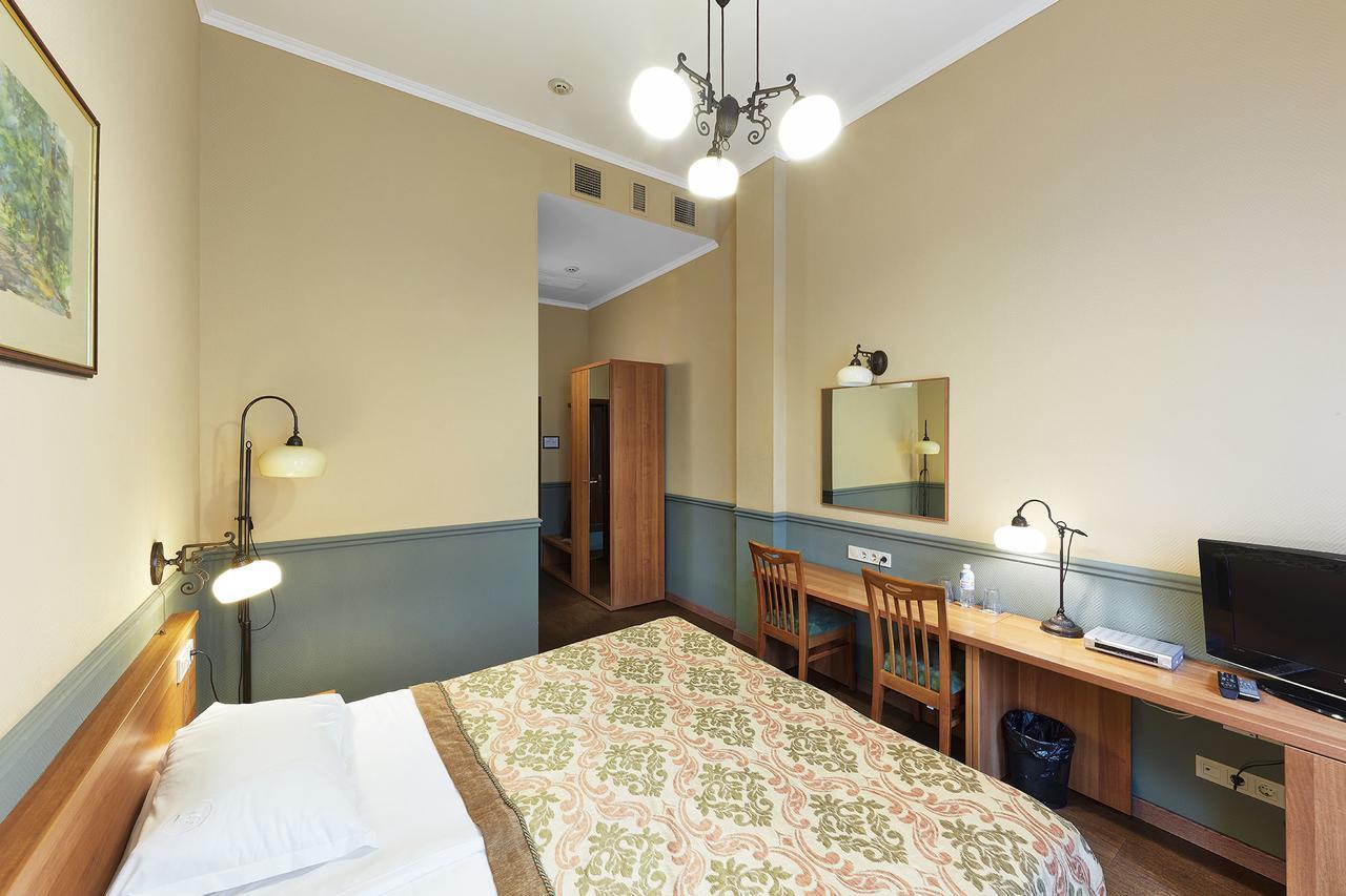 Frapolli Hotel On Deribasivska Street Odessa Eksteriør bilde