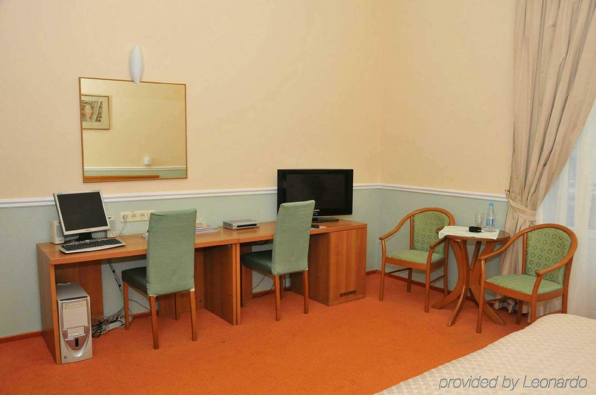 Frapolli Hotel On Deribasivska Street Odessa Eksteriør bilde